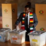 Zimbabwe begins counting votes