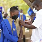 More 160 000 Zimbabweans get the jab in one day as coronavirus cases continue to drop
