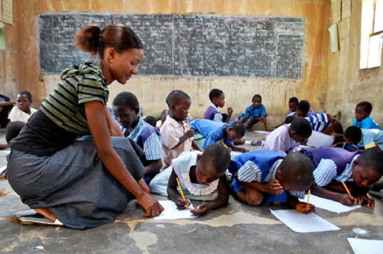 Zimbabwe needs 25 000 more teachers, more than half for infant level